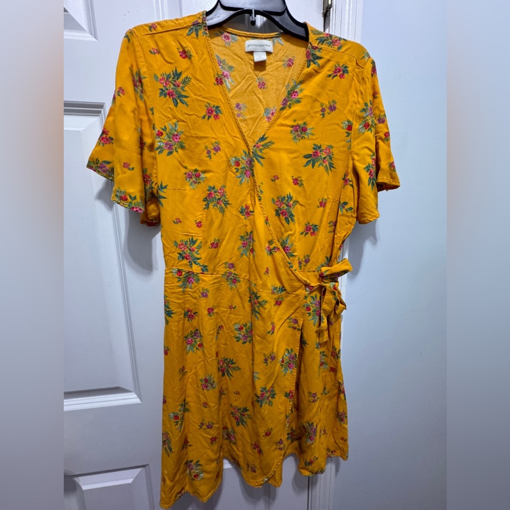 Peyton & Parker size large wrap dress